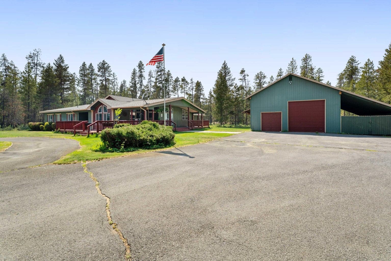 Photo of 55105 Jack Pine Way 15 of 85