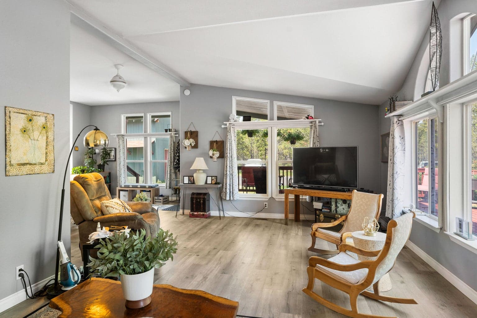 Photo of 55105 Jack Pine Way 34 of 85