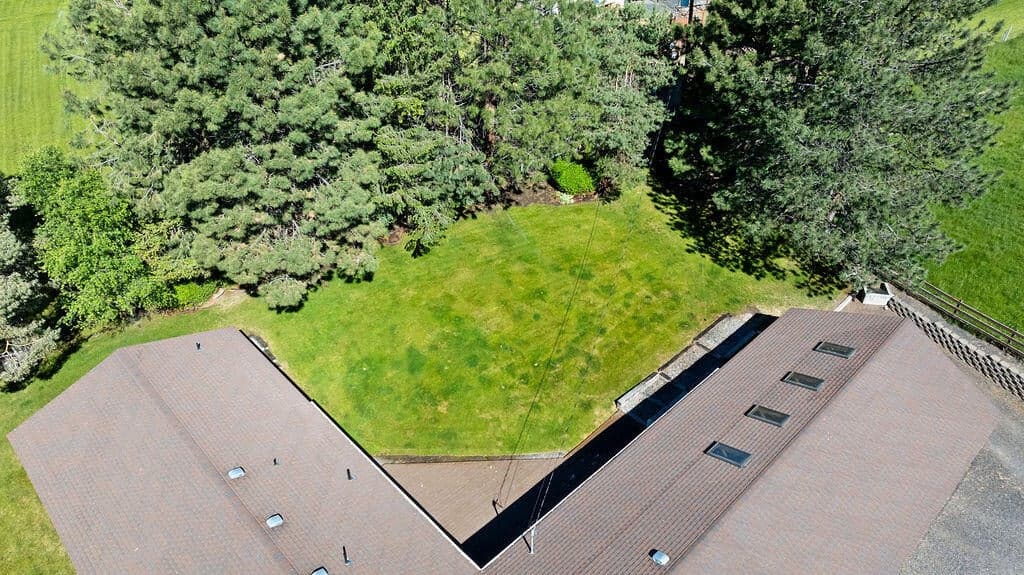 Photo of 2261 NE Sunrise Lane 42 of 42