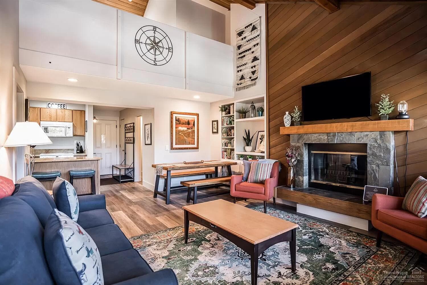 Photo of 18575 SW Century Drive 7 of 19