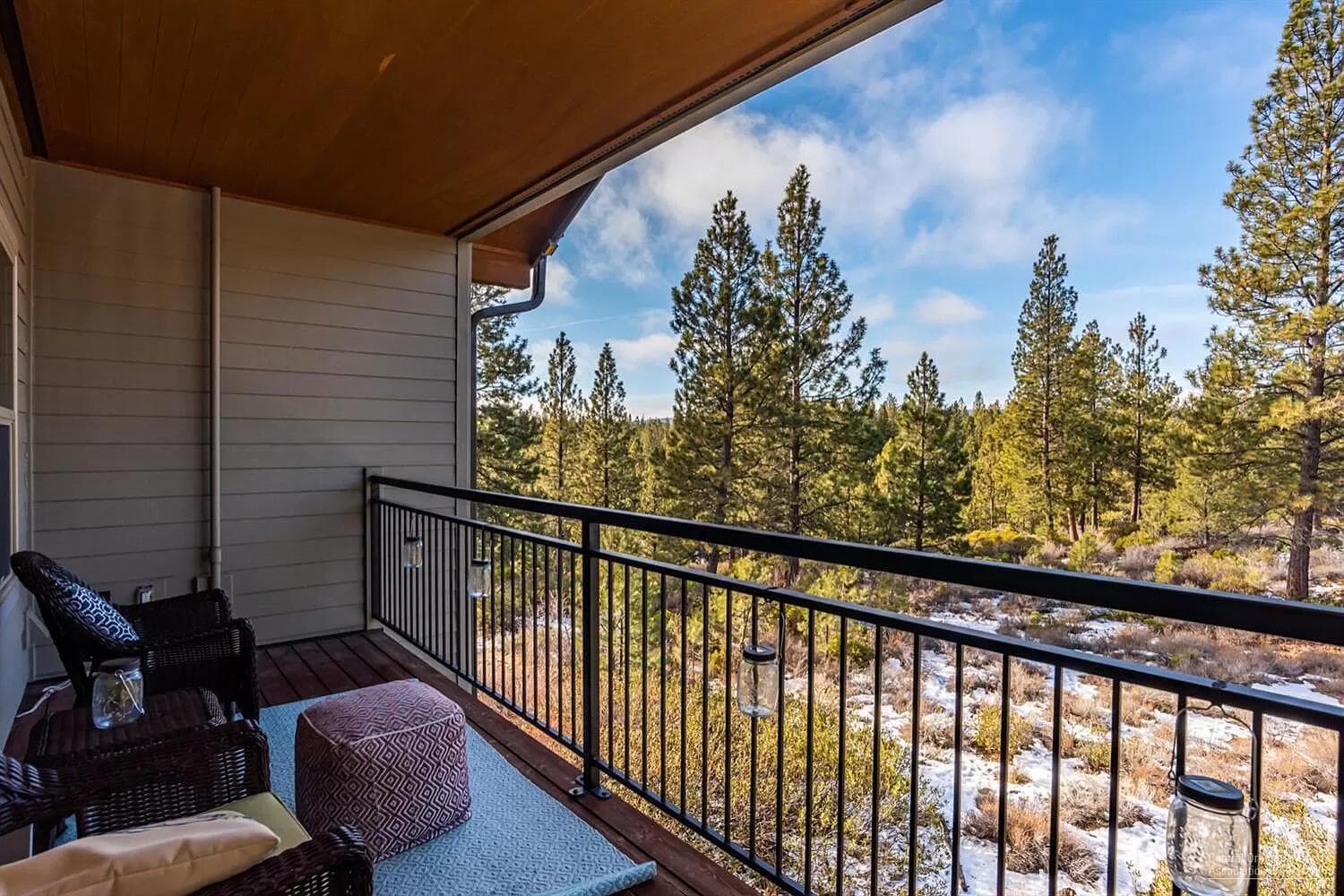 Photo of 18575 SW Century Drive 18 of 19