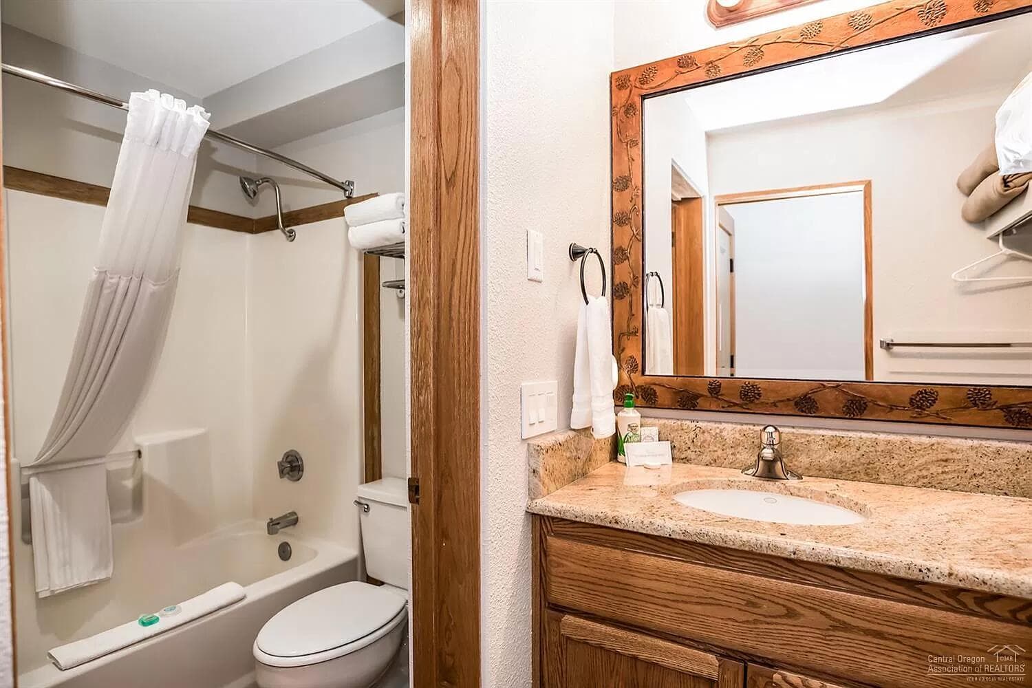 Photo of 18575 SW Century Drive 16 of 19