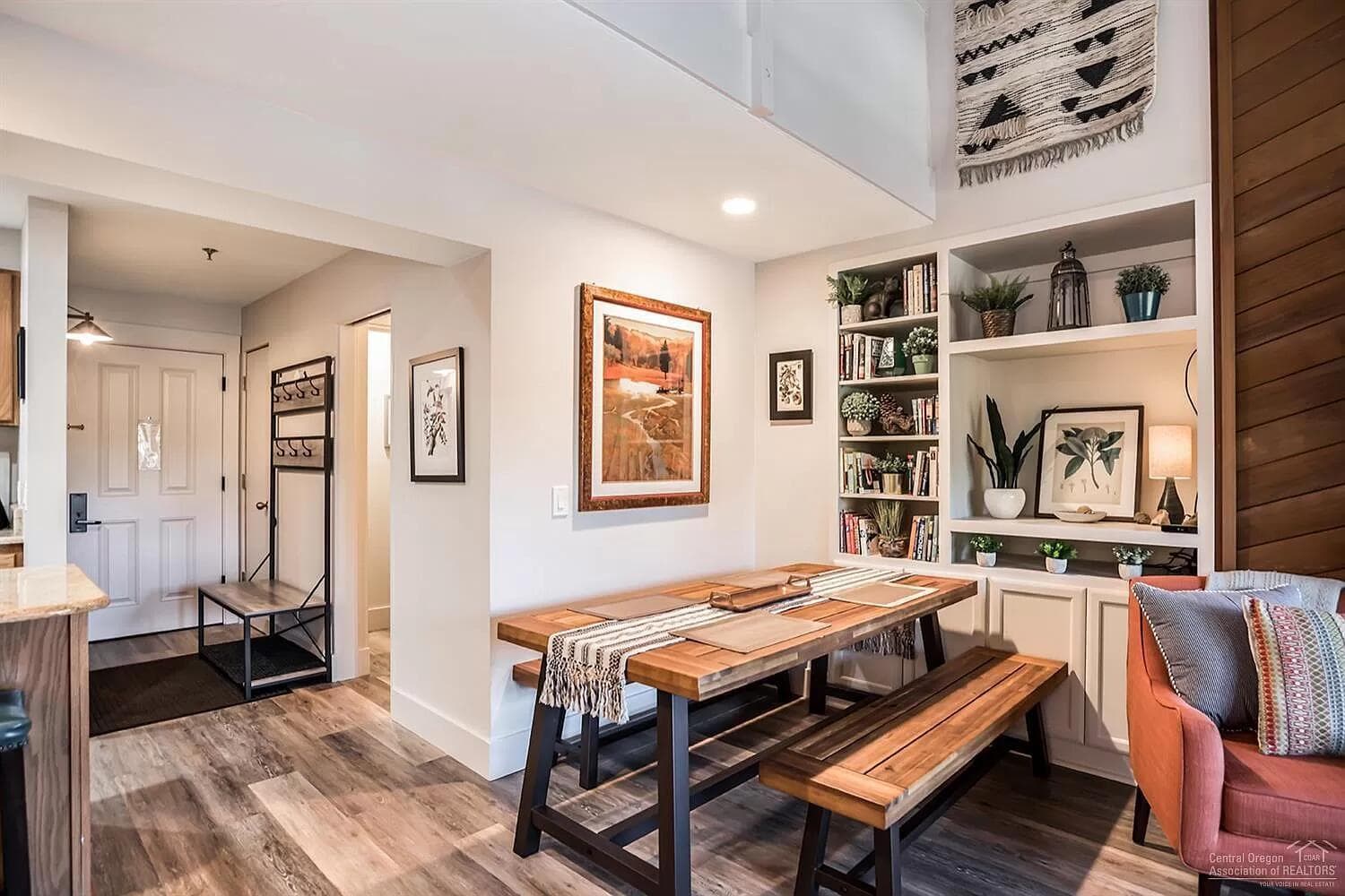 Photo of 18575 SW Century Drive 8 of 19