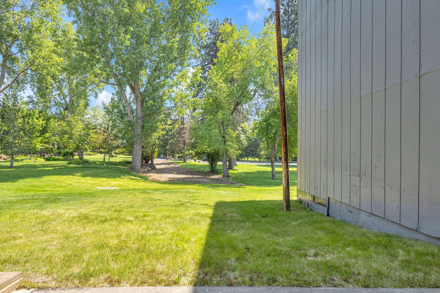 Photo of 1565 NW Wall Street 13 of 34