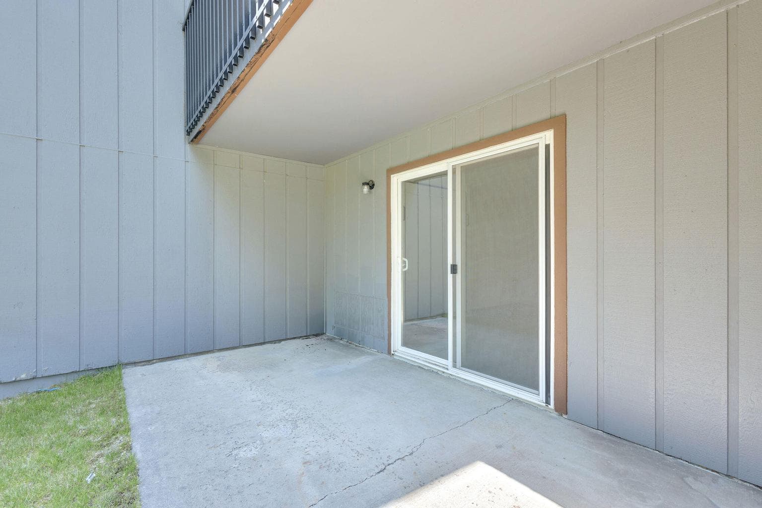 Photo of 1565 NW Wall Street 15 of 34