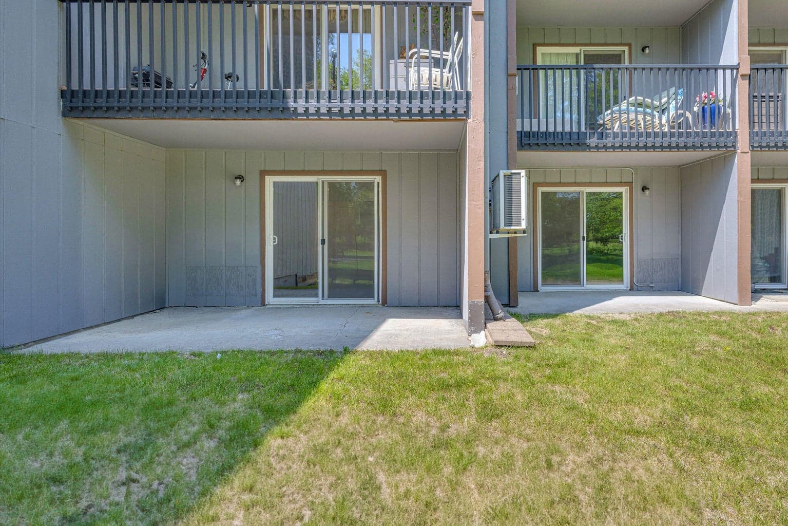 Photo of 1565 NW Wall Street 24 of 34
