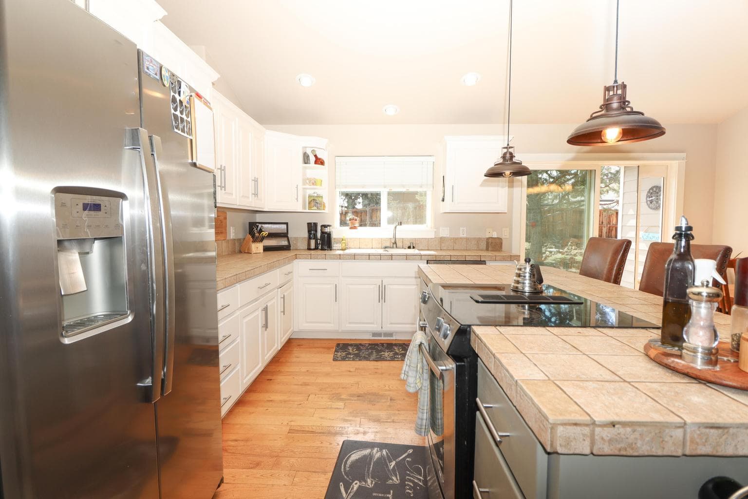 Photo of 20735 Nicolette Drive 7 of 24