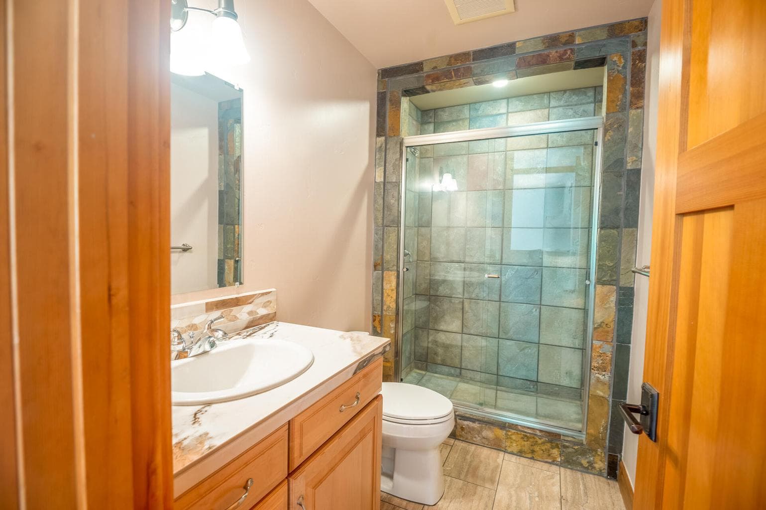 Photo of 3145 NW Colonial Drive 35 of 46