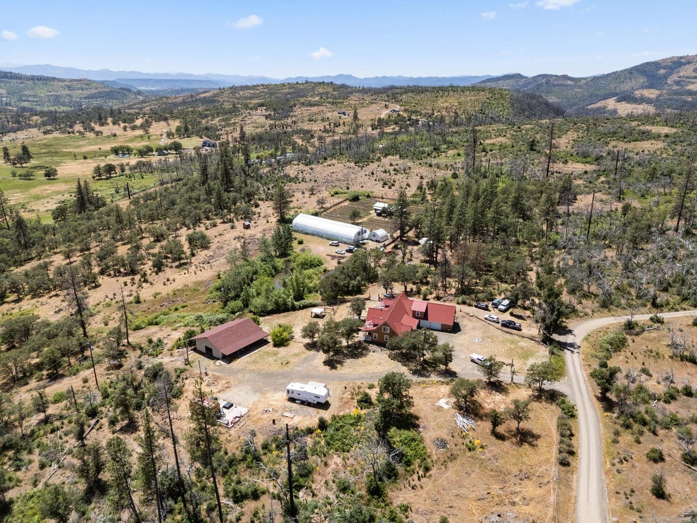 Photo of 5619 Butte Falls 2 of 70