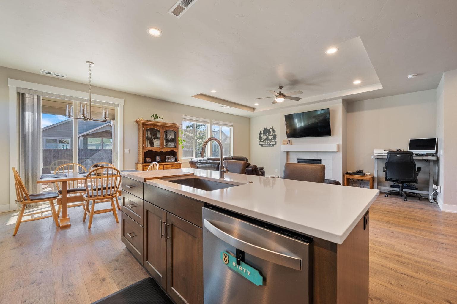 Photo of 16699 Masten Mill Drive 8 of 54