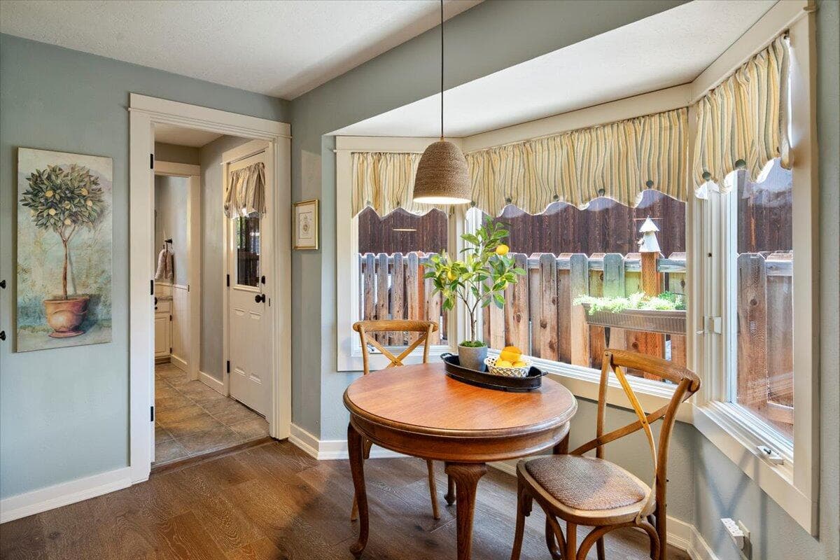 Photo of 325 E Washington Avenue 21 of 50