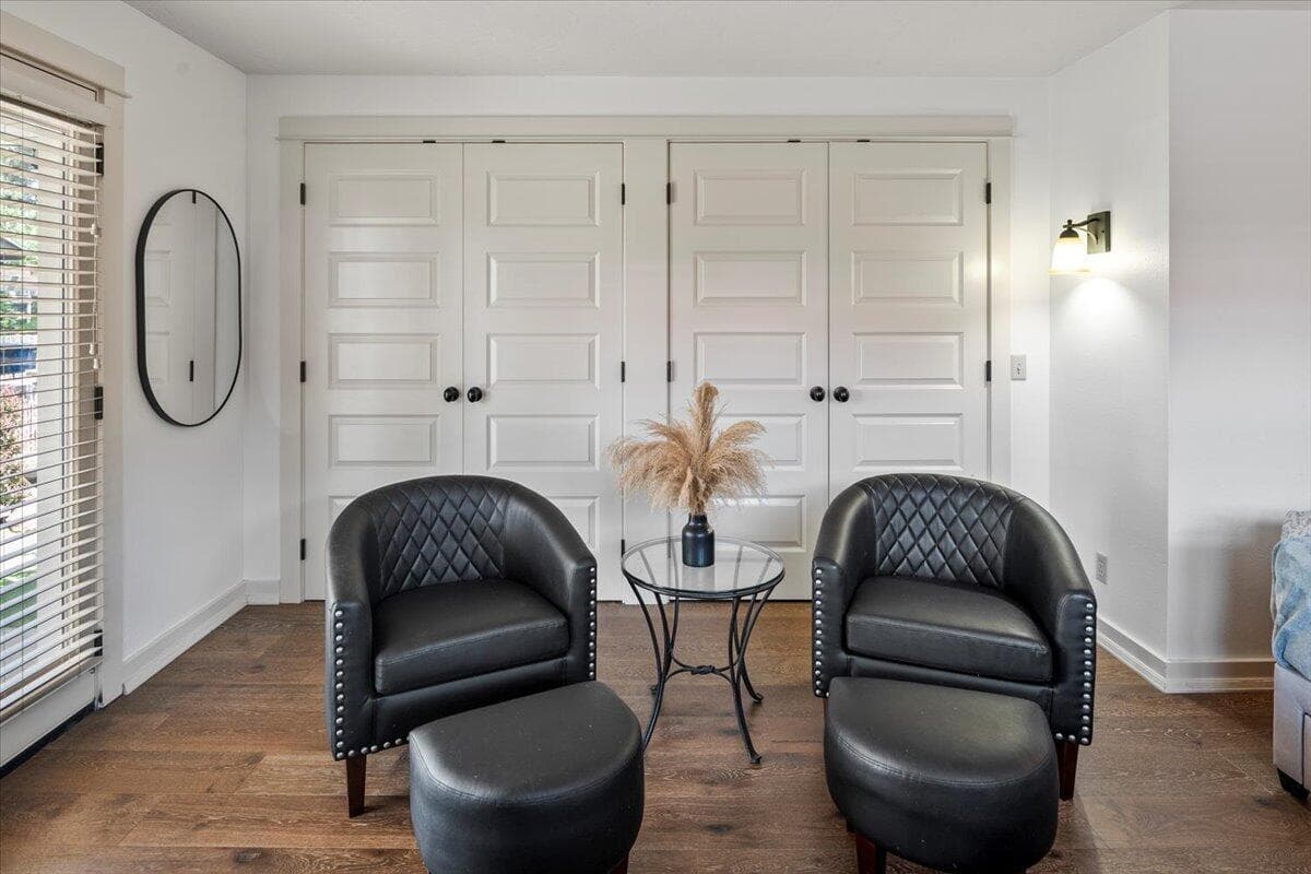 Photo of 325 E Washington Avenue 36 of 50