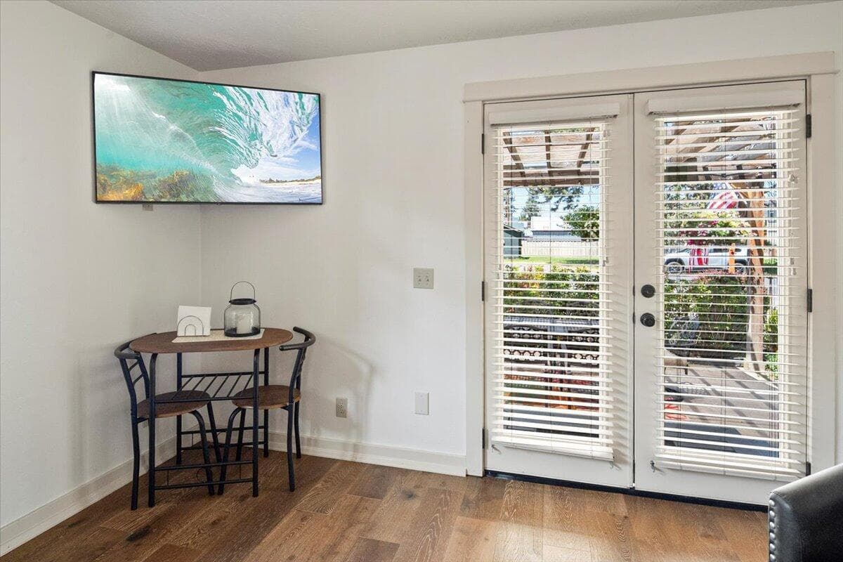Photo of 325 E Washington Avenue 37 of 50