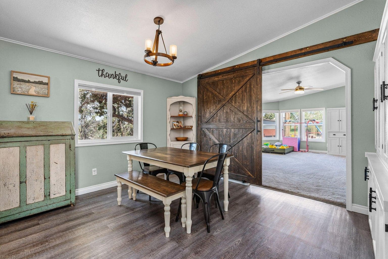 Photo of 2918 SE Teresa Drive 12 of 38