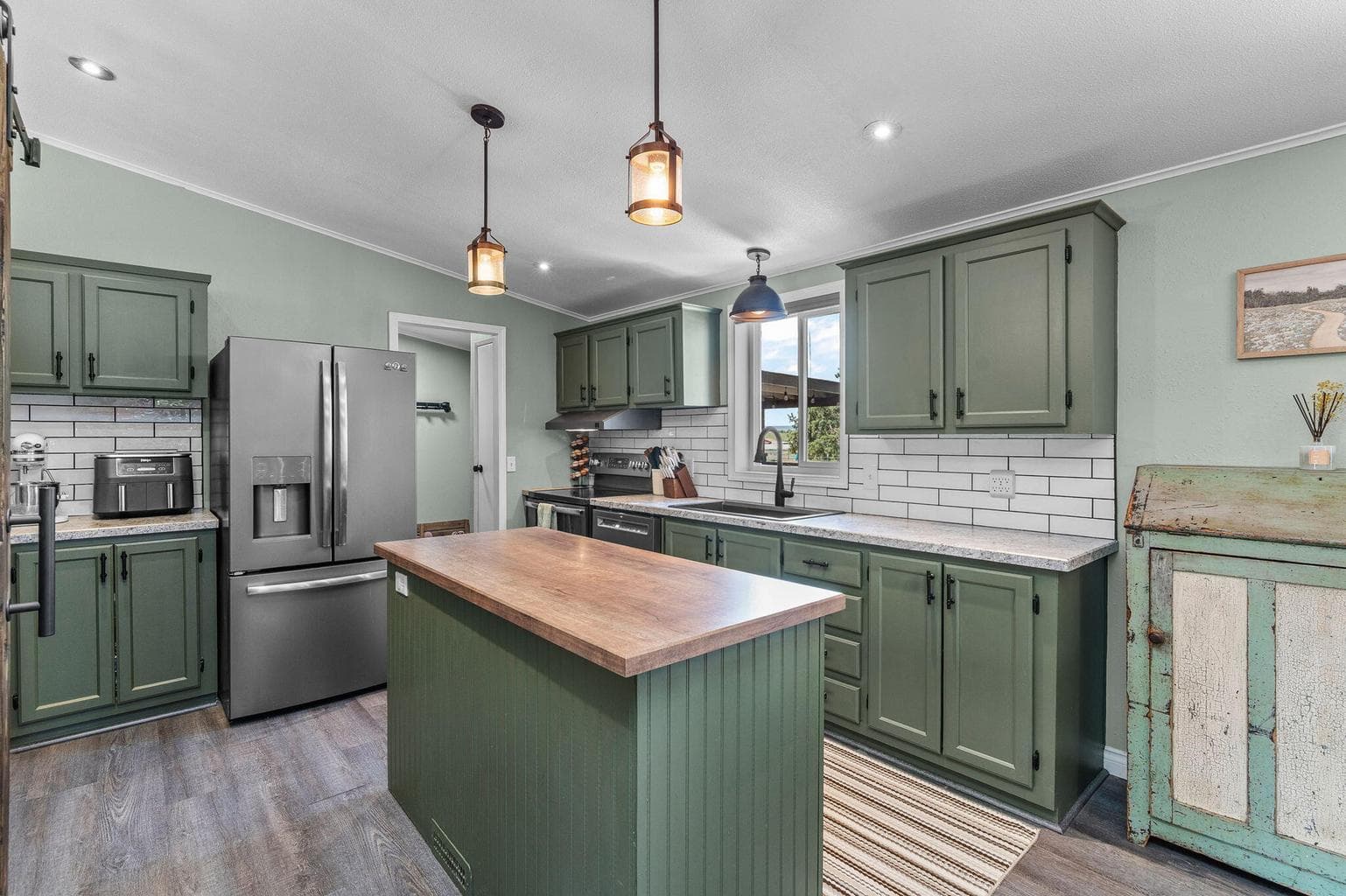 Photo of 2918 SE Teresa Drive 11 of 38