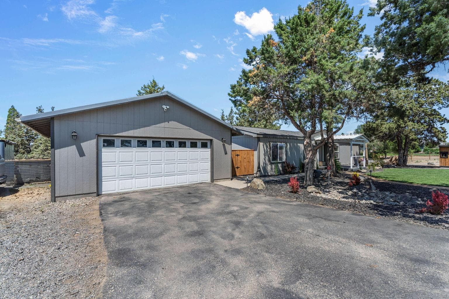 Photo of 2918 SE Teresa Drive 25 of 38