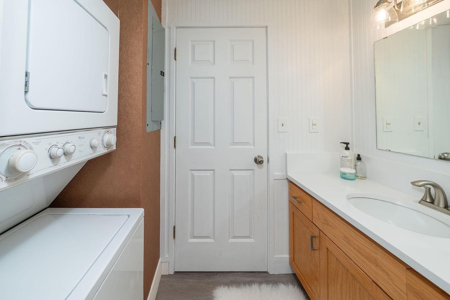 Photo of 1930 Redtail Hawk Drive 20 of 39
