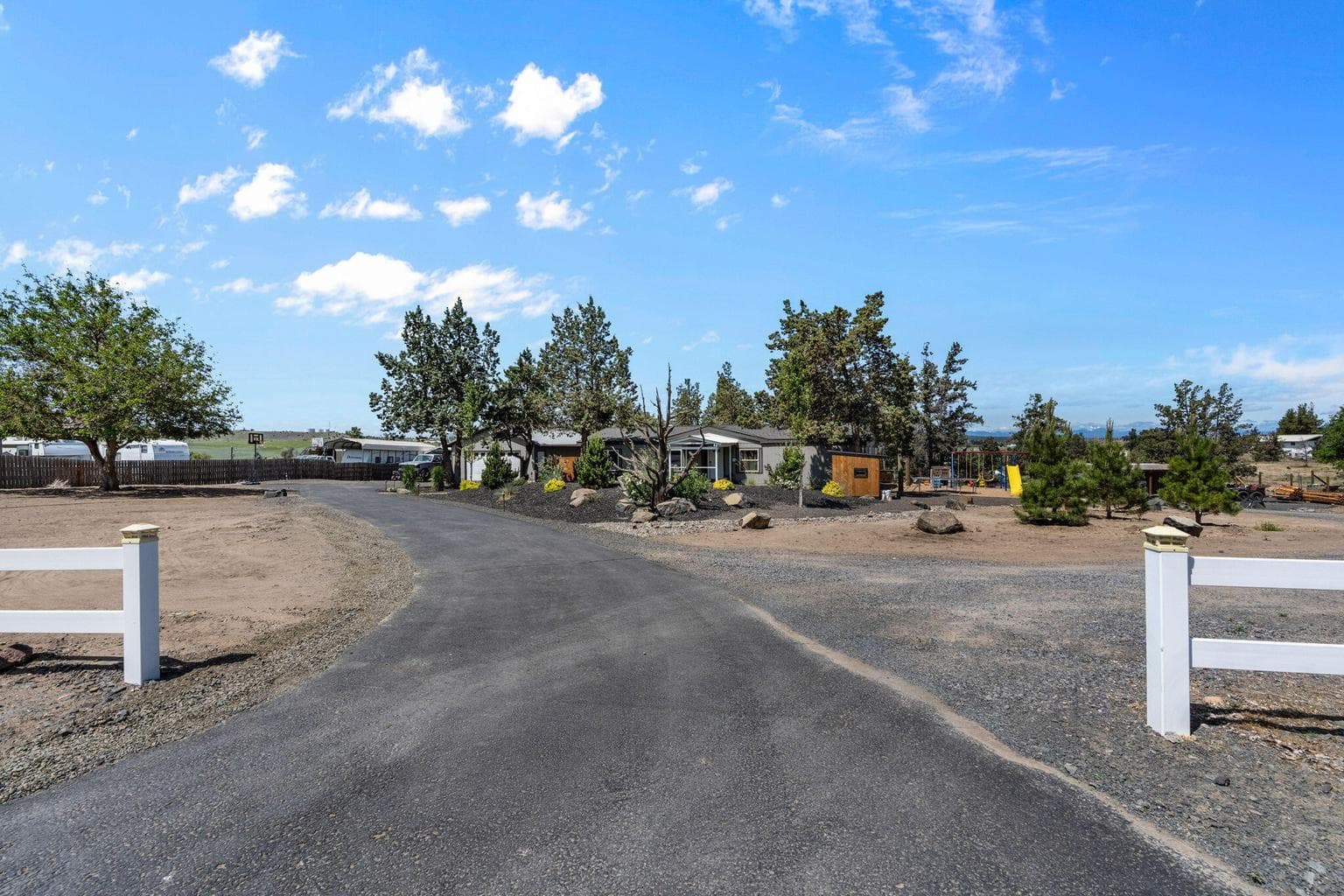 Photo of 2918 SE Teresa Drive 32 of 38