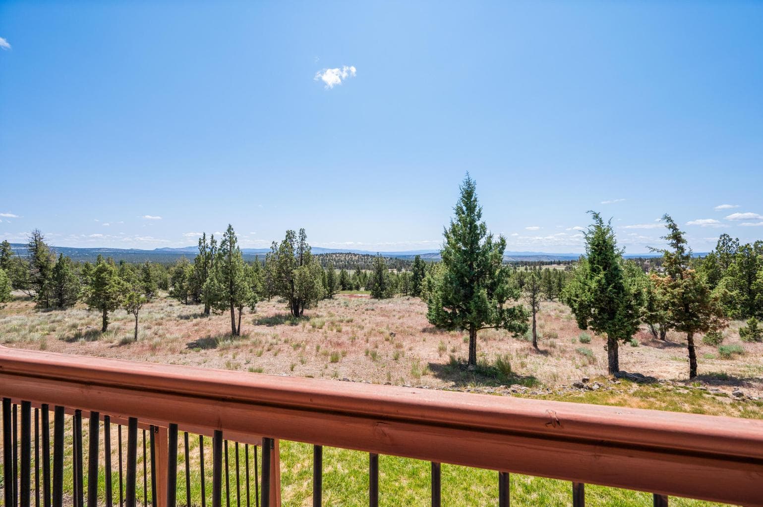 Photo of 10352 SE Liberty Court 38 of 47