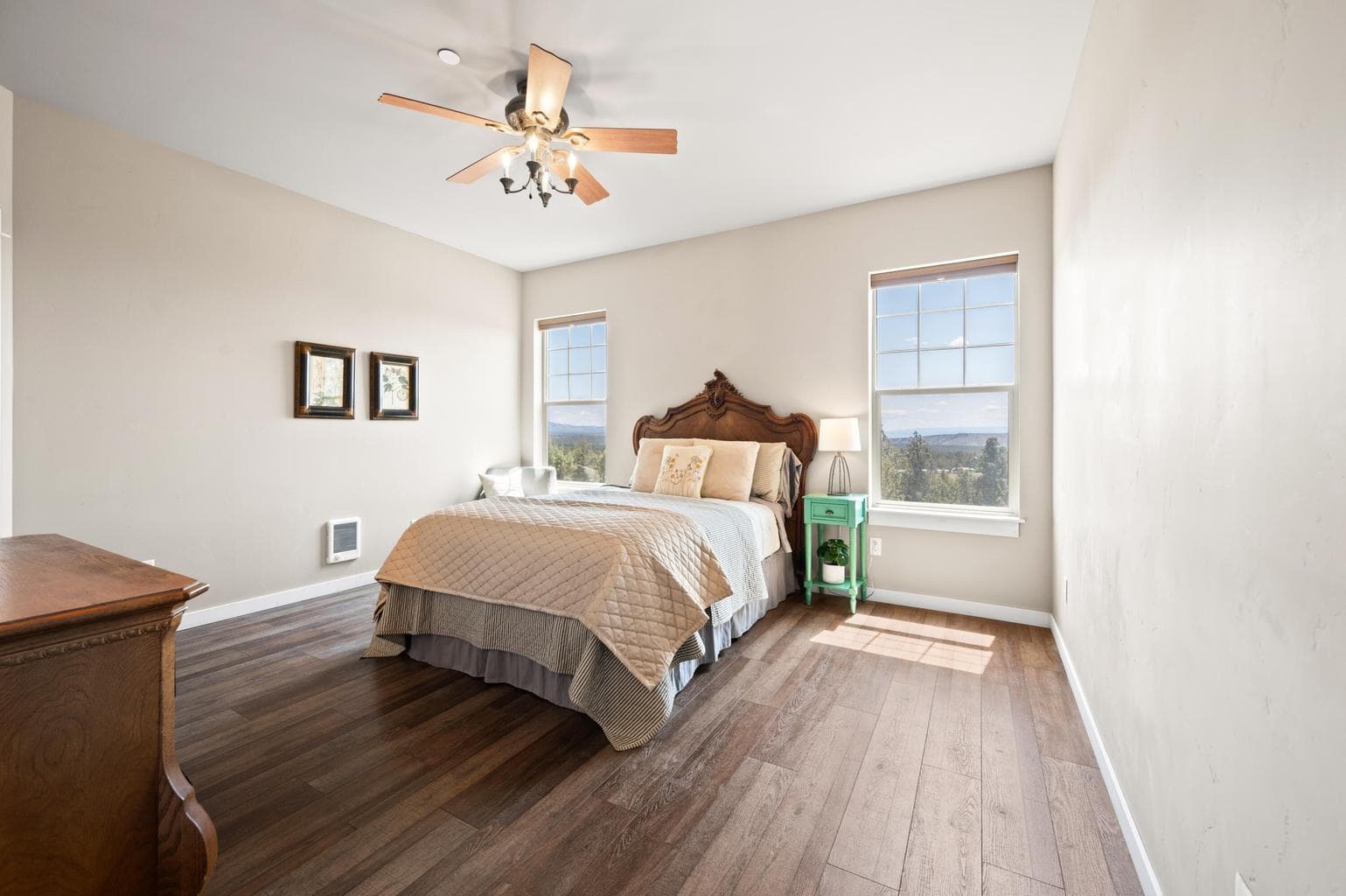 Photo of 10352 SE Liberty Court 24 of 47