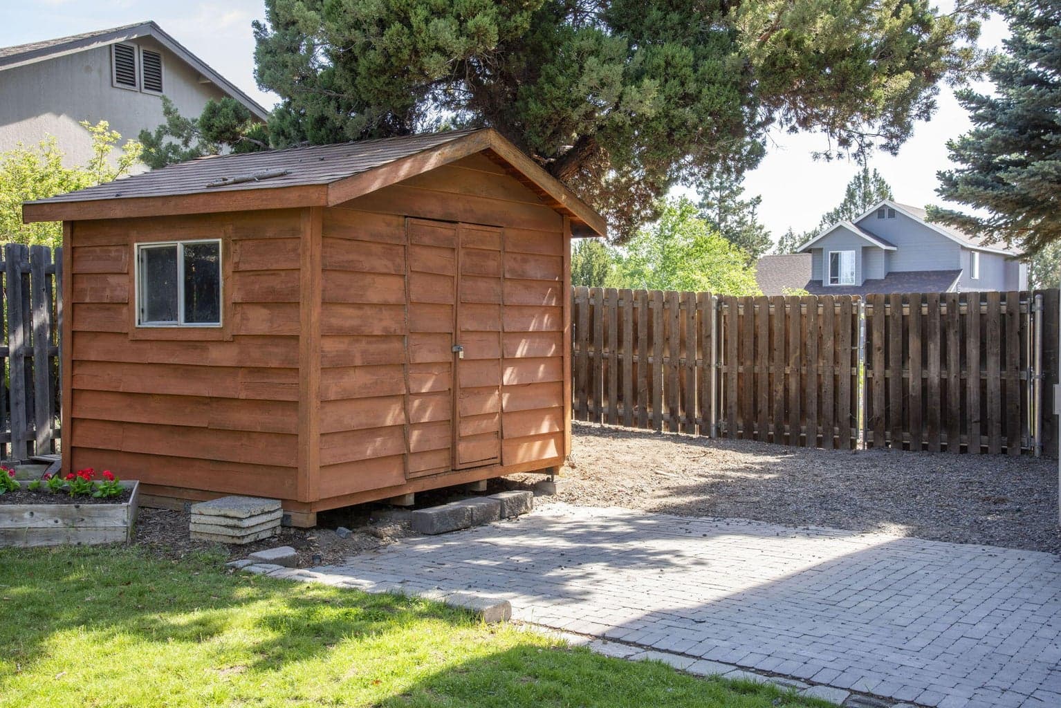 Photo of 1131 NE Locksley Drive 20 of 23