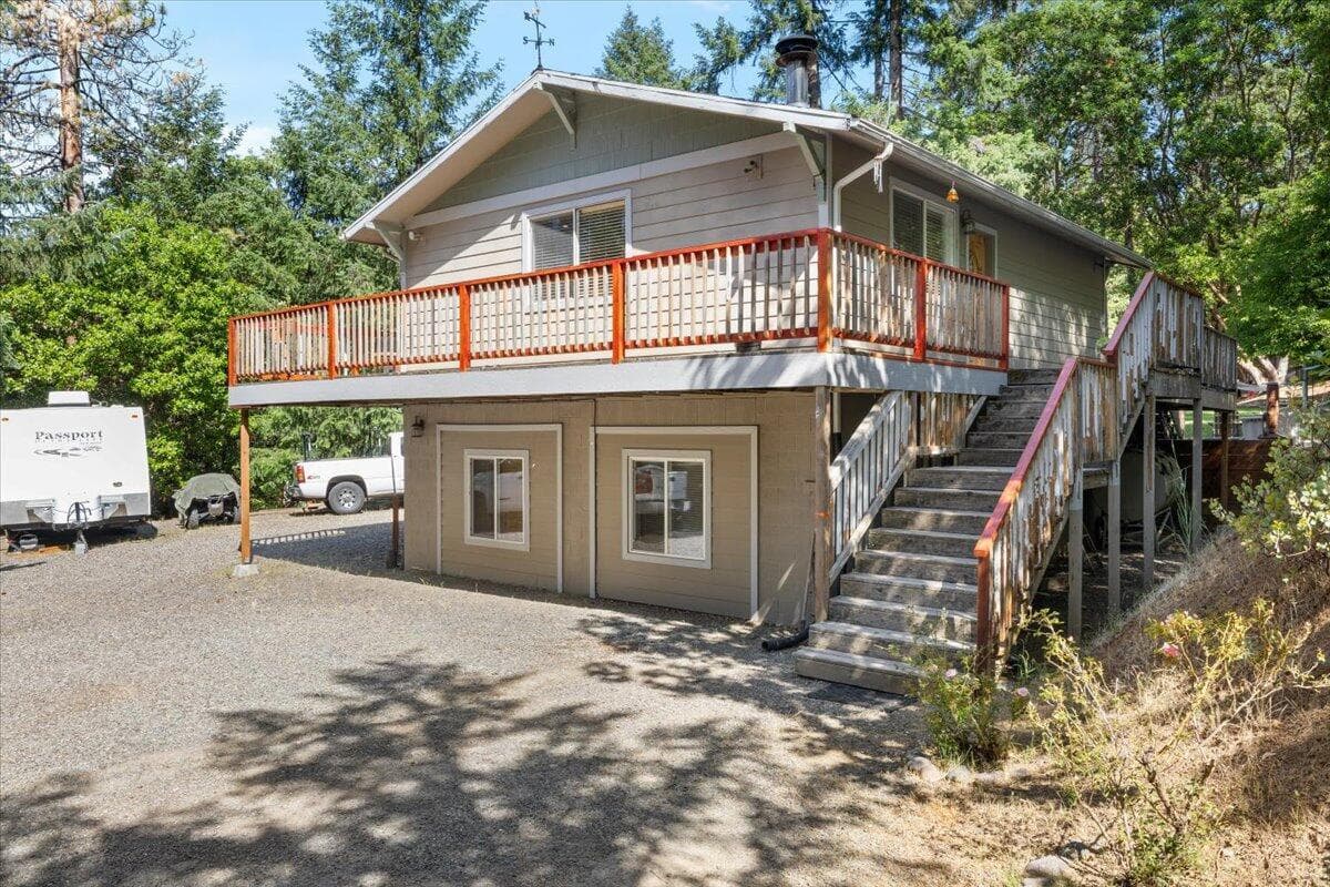 Photo of 6041 Sterling Creek 3 of 46