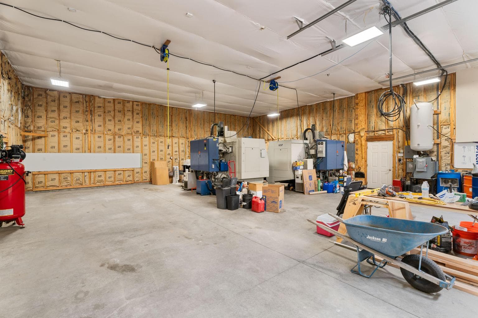 Photo of 60068 Minnetonka Lane 21 of 38