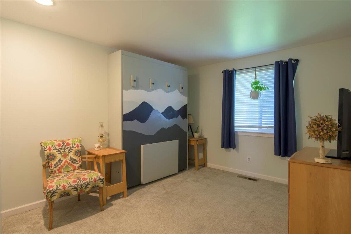 Third Bedroom with Murphy Bed