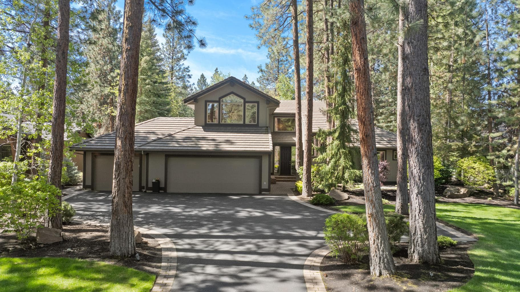 Photo of 19365 Soda Springs Drive 52 of 59