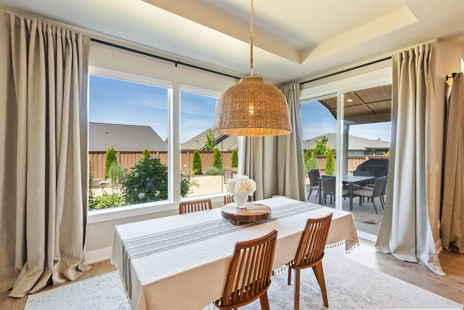 Photo of 3639 NE Desert Juniper Lane 21 of 52