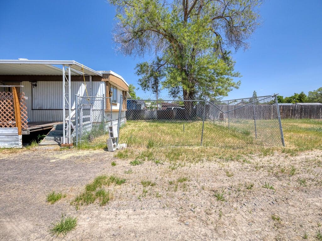 Photo of 3126 Delaware 5 of 10