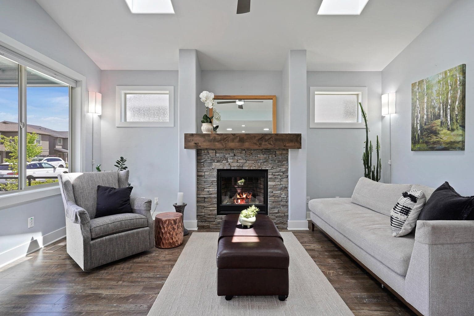 Photo of 20839 Gateway Drive 9 of 41