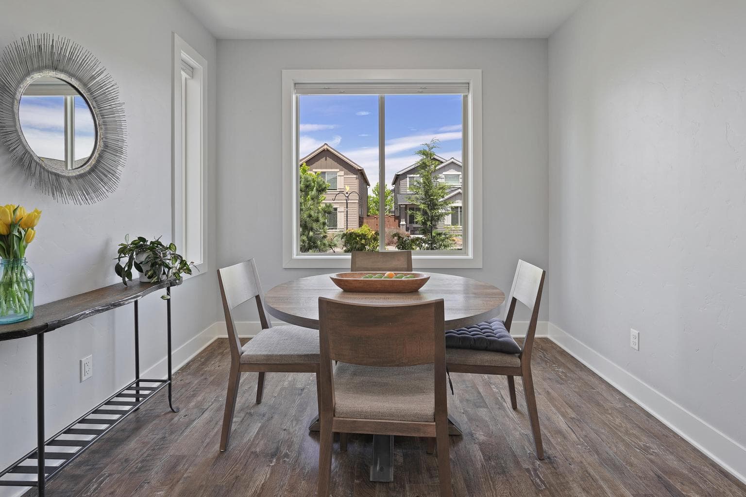 Photo of 20839 Gateway Drive 13 of 41