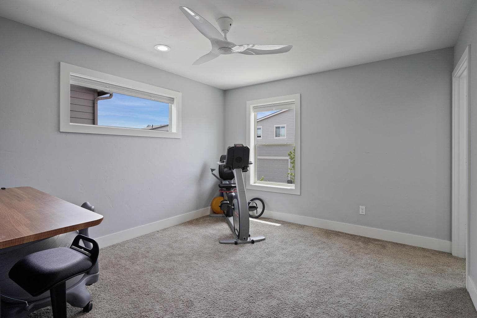 Photo of 20839 Gateway Drive 27 of 41