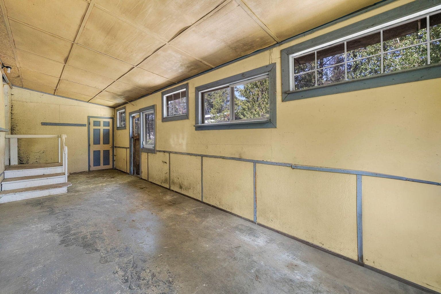 Photo of 16078 Amber Lane 24 of 44