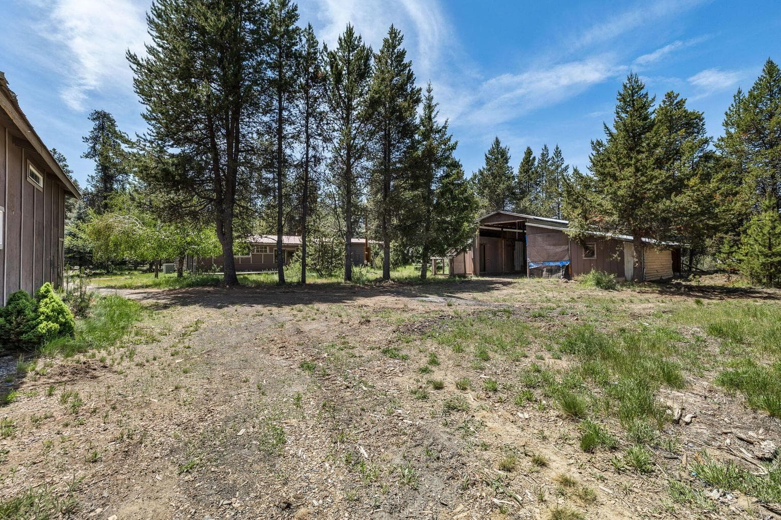 Photo of 16078 Amber Lane 29 of 44