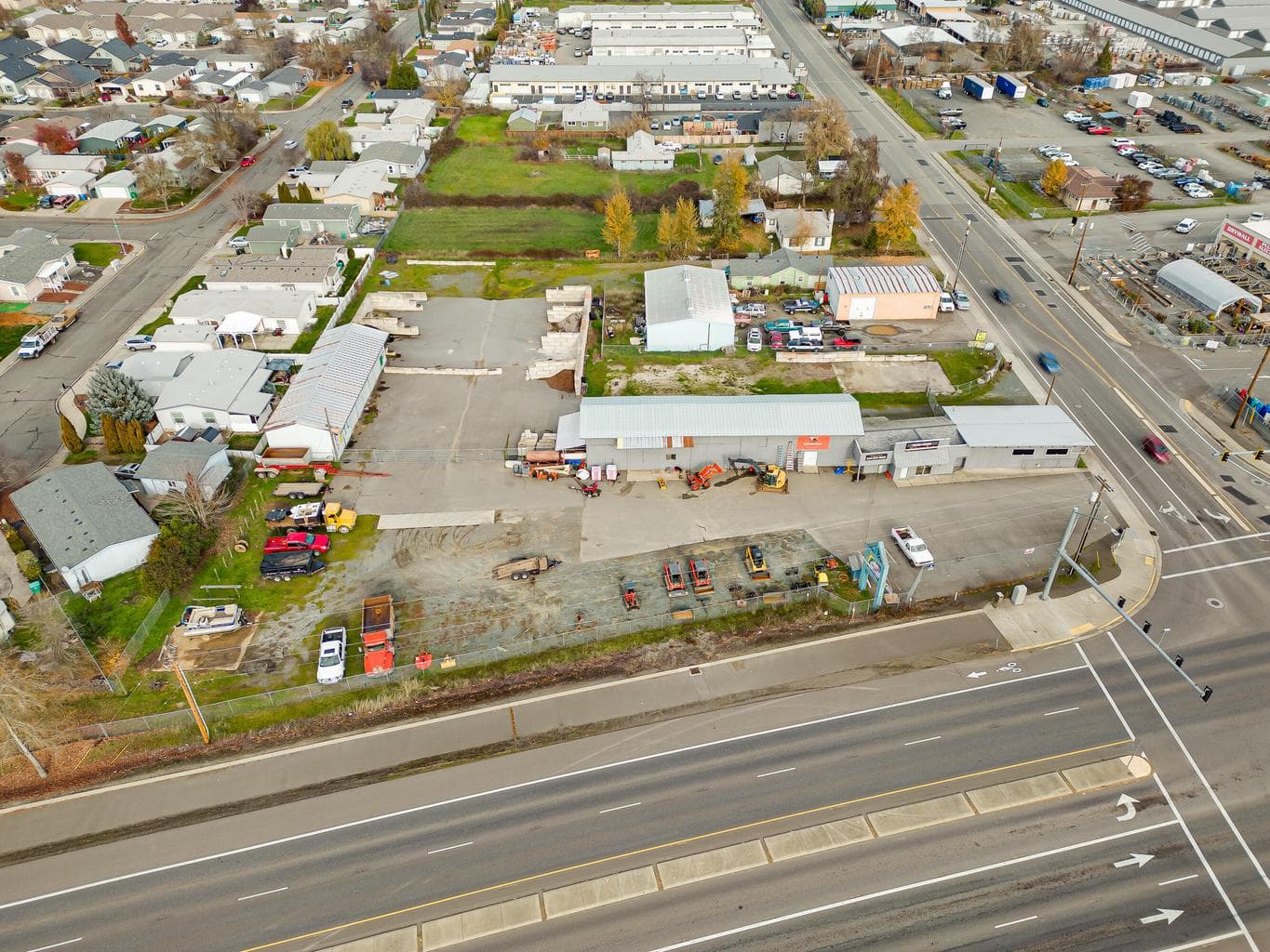 Photo of 1750 Dowell 2 of 25