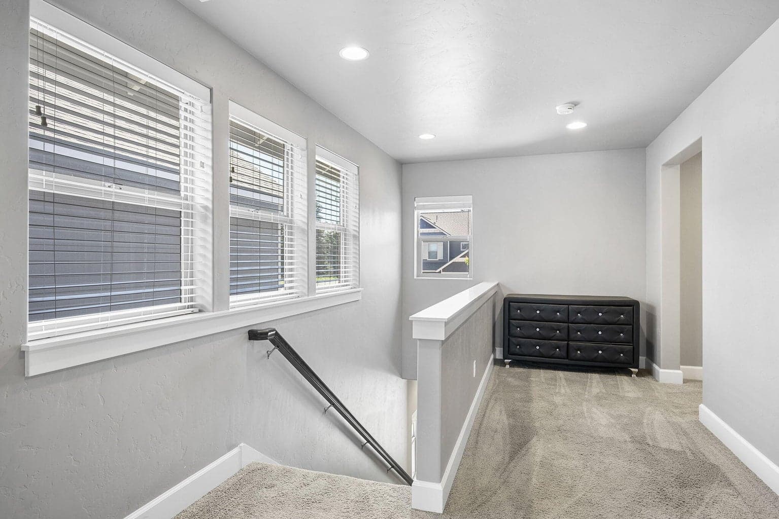 Photo of 3140 NE Marea Drive 16 of 45
