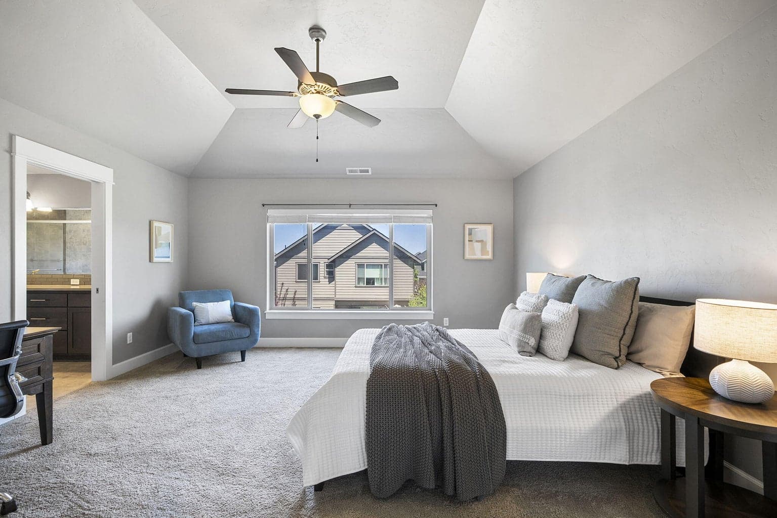 Photo of 3140 NE Marea Drive 17 of 45