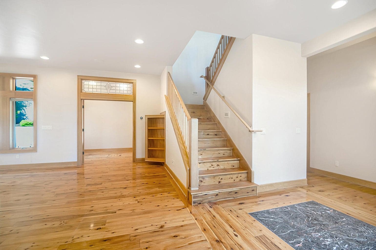 Photo of 3145 NW Colonial Drive 7 of 46