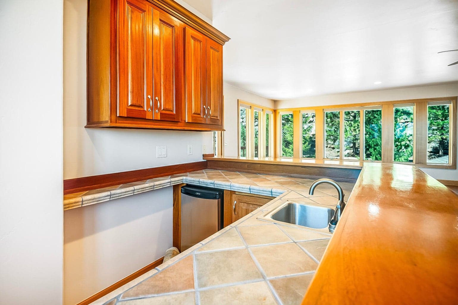 Photo of 3145 NW Colonial Drive 30 of 46