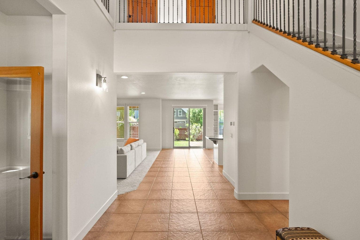 Photo of 2287 NW Meadow Court 7 of 57