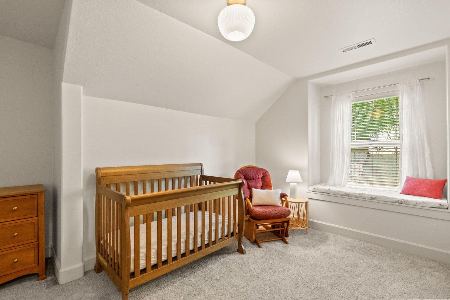 Photo of 2287 NW Meadow Court 32 of 57