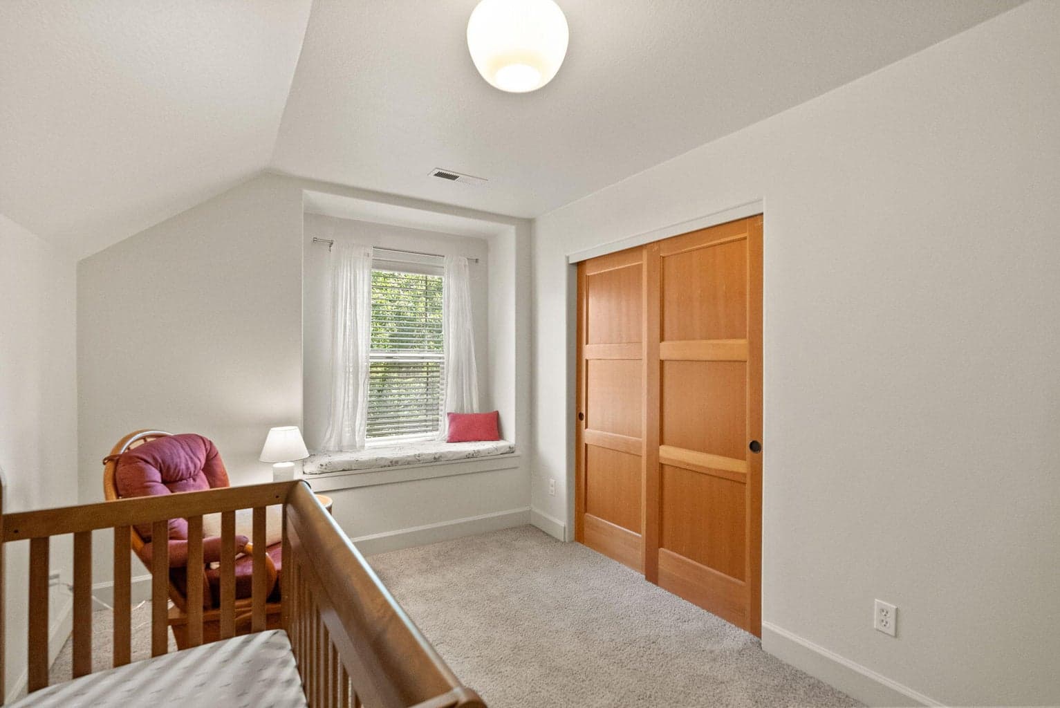 Photo of 2287 NW Meadow Court 33 of 57