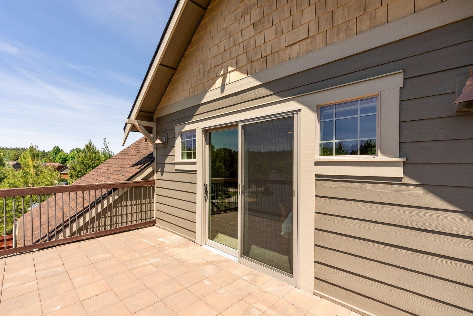 Photo of 2287 NW Meadow Court 28 of 57