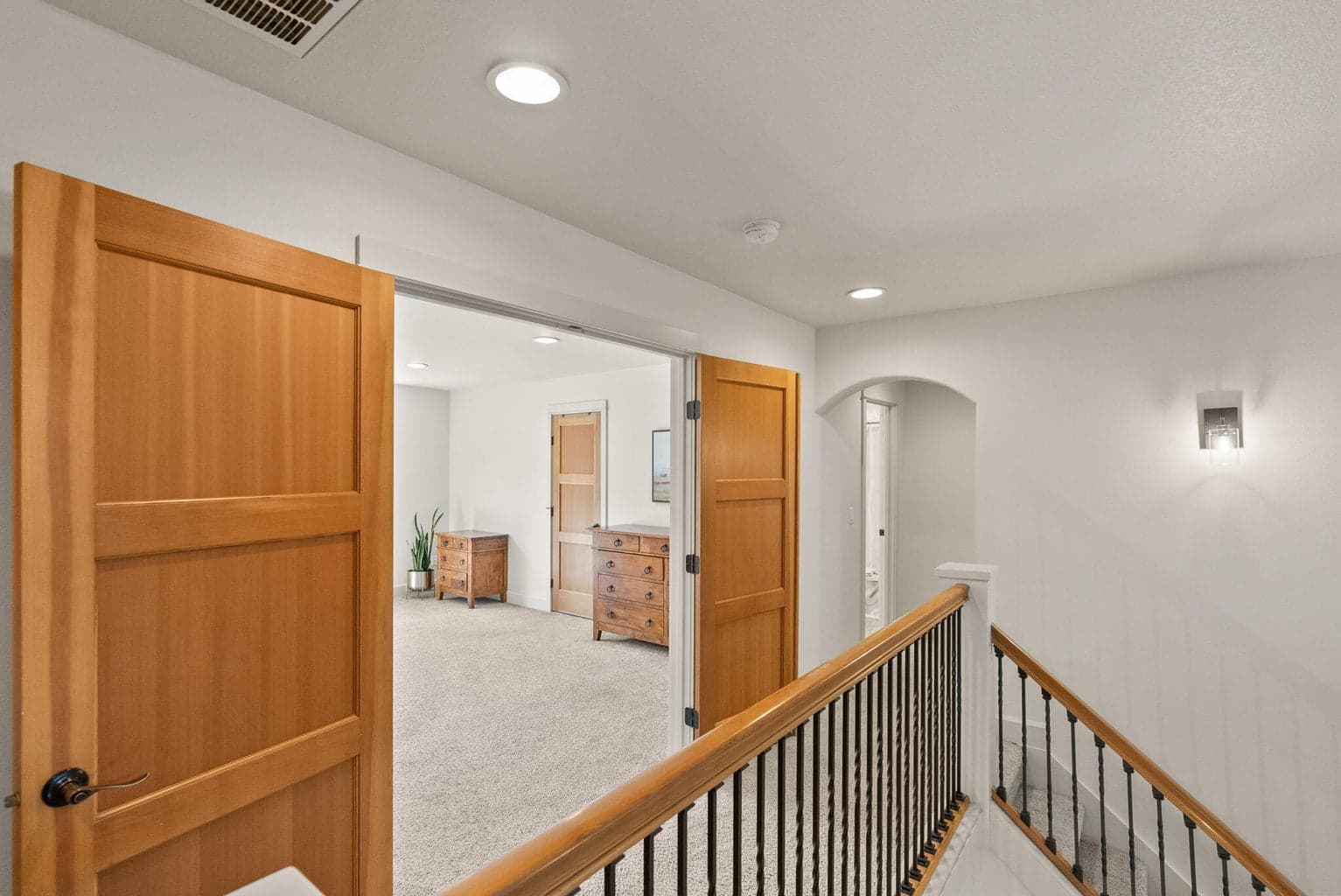Photo of 2287 NW Meadow Court 21 of 57