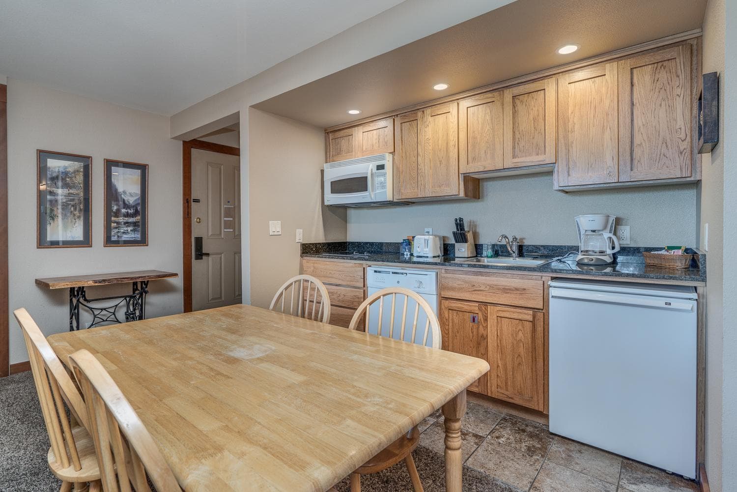 Photo of 18575 SW Century Drive 8 of 20