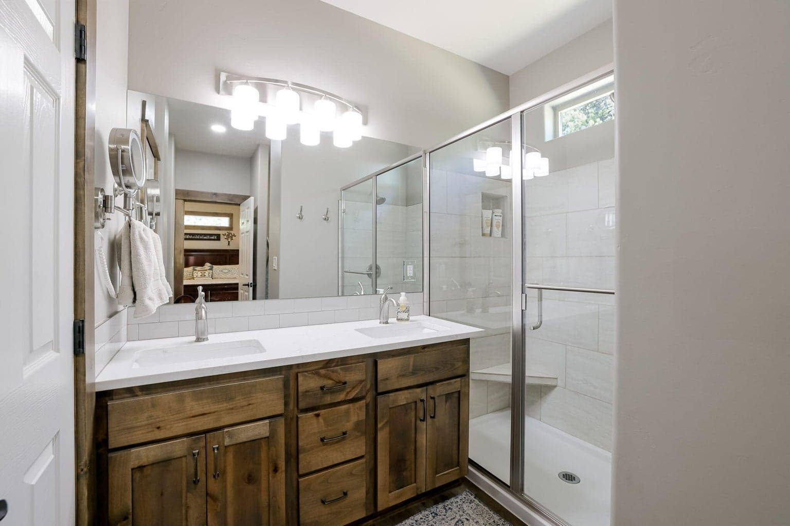 Photo of 16180 Sparks Drive 23 of 34