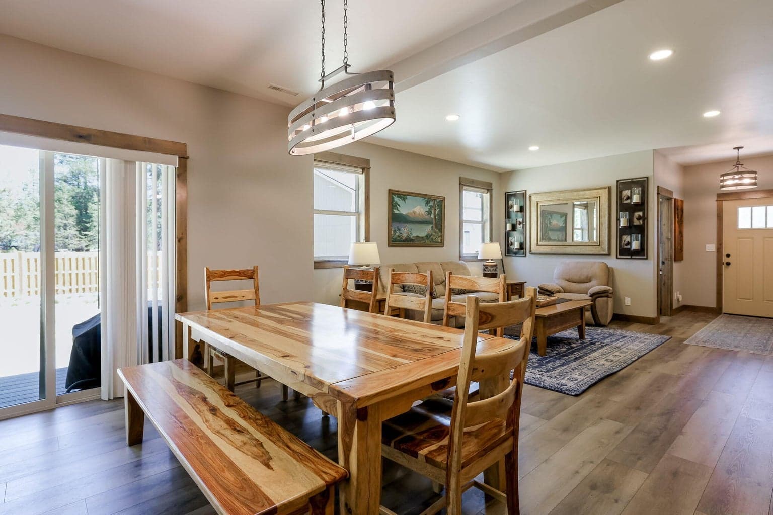 Photo of 16180 Sparks Drive 9 of 34