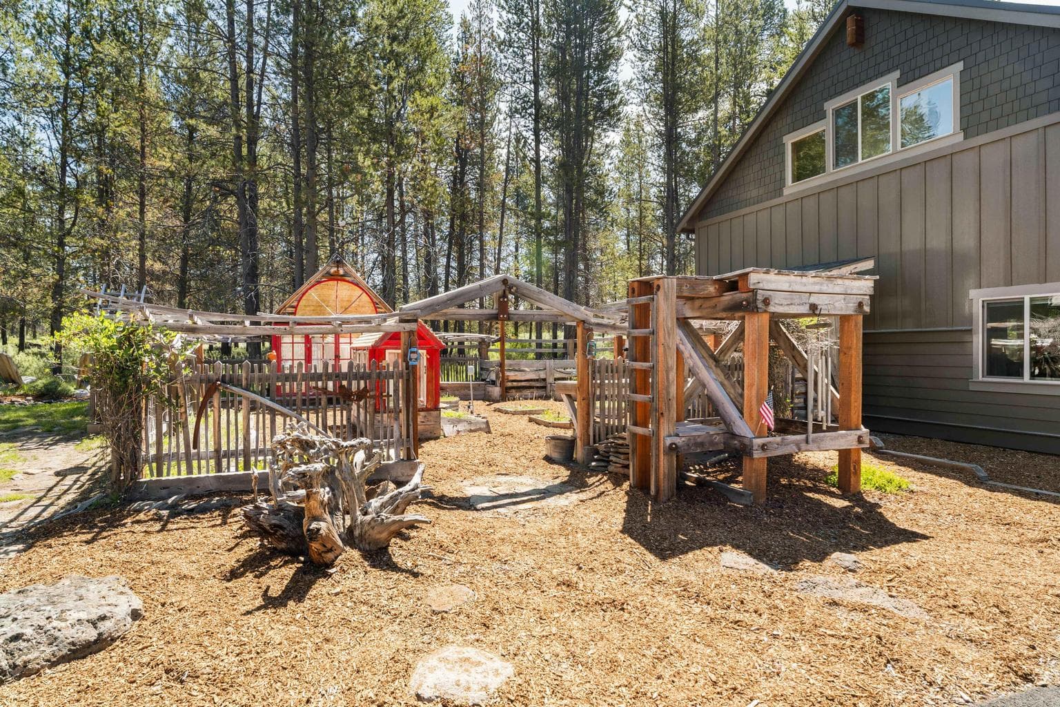 Tucked-away private garden—perfect for the green thumb ready to grow, unwind, and enjoy nature’s beauty.